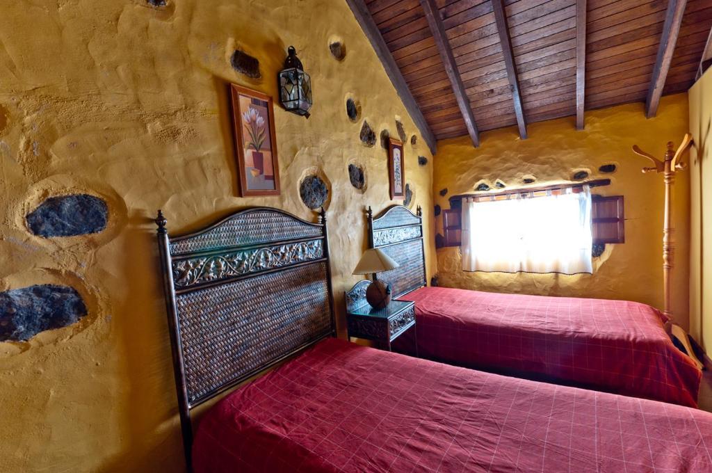 La Torre  Casa Rural Poblado Jirdana الغرفة الصورة